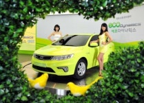 기아차, 포르테 LPI 하이브리드카 공개