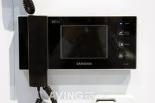 영광보안，자동문，CCTV，비디오폰，열쇠，설비 | '방문자 기억' 이지온 비디오도어폰 SHT-3005 공개