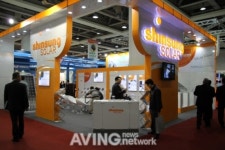 신성홀딩스, 그린에너지엑스포서 효율 18.5% 300W 모듈 선보여