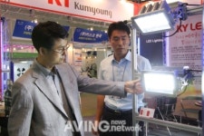[L&D2010 현장] 금영, 컨버터가 필요없는 LED 작업등 선보여