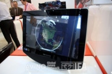 [IFA2010] 패커드벨, 터치스크린 올인원PC 원투 M3851