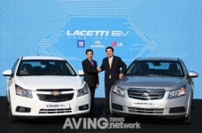 GM대우, 최고속도 165km/h 라세티 프리미어 전기차 선보여