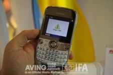 [IFA 2010] 화웨이, 구글맵 탑재 쿼티 키패드 휴대폰 G6600 공개