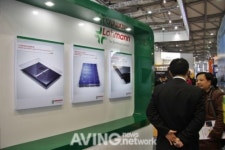 [SNEC PV 2011] 독일 Lohmann, 태양전지 및 모듈 접착 시스템