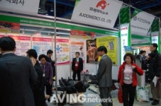 아주메딕스, 척추 교정기 Dr.Lax 전시