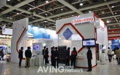 [그린에너지엑스포 현장] 신성솔라에너지, 양면 수광형 태양광 모듈 선보여