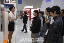 [그린에너지엑스포 현장] 한화솔라원, 다결정 태양광 모듈 SF 220 Poly 전시