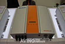 [그린에너지엑스포 현장] 독일 Delta Energy Systems, 정격 출력 3000W 태양광 인버터 솔리비아 3.0 전시