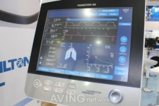 [KIMES 2012 현장] 동방헬스다인, HAMILTON의 인공호흡기 G5 전시