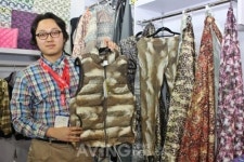 [프리뷰인차이나 2012 현장] 26story, 아웃도어 기능 접목시킨 다양한 기능성 스포츠웨어 전시