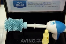 파미케어, 맘앤베이비 엑스포서 전동식 젖병세척기 이지클린 전시