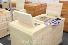 [KIMTC 2012 on-site] GS Medical to open Slim power, all in one system for infrared rays, low laser therapy and lower-body bathing