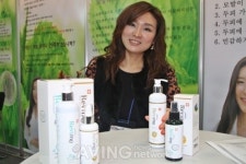 [메가쇼 2013] CJN모발두피연구소, 탈모 개선 및 예방 위한 샴푸/토닉 리바이모 선보여