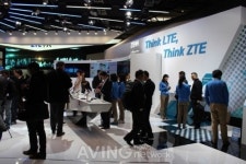 ZMM2(즈음2) | [MWC 2013 영상] ZTE 부스 스케치