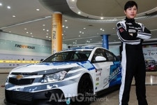 쉐보레 레이싱팀, 새로운 선수로 배우 안재모 영입