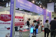 [K-Beauty 2015 어워드 영상] 이엔코리아, 클레오파인 앰플 선보여