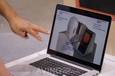 [ITCE 2017] 가상현실 기술 융합해 환자 스스로 망막 촬영할 수 있는 의료기기, 씨엠랩 아이조이