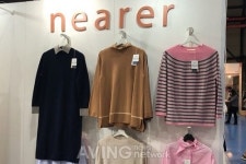 [세텍 메가쇼 2018 시즌2] nearer, 디자인과 가격 모두 잡은 40, 50대 캐주얼 의류 첫 선보여