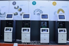 주식회사 한국티티씨(TTC KOREA Co, Ltd) | [TCT Korea 2018] 헵시바 주식회사, 덴탈용 DLP 3D 프린터, 우수한 곡면 묘사 자랑하는 SLA 3D 프린터 전시