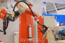 [WELDING KOREA 2018 영상] 아이지엠서비스코리아, 용접 전문 로봇 장비 선보이며 용접 관련 노하우 공개해