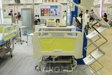 [KIMES Busan 2018] 한림의료기, 간호간병 통합서비스 위한 한림전동침대 소개
