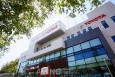 토요타 코리아, 월 300대 정비 가능한 구리 전시장 및 서비스센터 오픈!