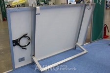 [2020 국제그린에너지엑스포] 한진솔라, 태양광 미니발전소 구조물과 마이크로인버터 소개