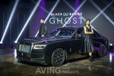 롤스로이스모터카, 아태 지역 최초 한국에 뉴 블랙 배지 고스트 출시