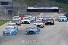 넥센스피드레이싱 3전, 시원한 질주로 뜨거운 인제 서킷 식혀!... GT-300 클래스 역대 최장 55랩 주행으로 박진감 선사