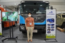 에이엠특장, 2022 국제그린카전시회서 한국형 압축식진개차 공개... 환경미화원의 안전한 작업환경 확보한다!