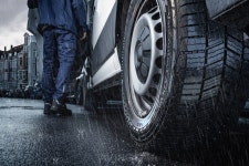 콘티넨탈 타이어, 밴 전용 올웨더 타이어 밴콘택트 A/S 울트라 국내 출시... 8개 사이즈 라인업