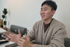 [AI 광주&CES 2023 인터뷰 ⑦] 김도현 지니소프트 대표, 올해 MMORPG·조선 좀비 콘텐츠 띄운다! 2025년까지 유니콘 기업 달성 목표!