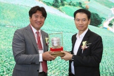 라오스 산업부 장관, 예소담 김치공장 방문...배추 재배부터 김치 제조 등 선진기술 도입 희망