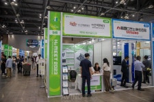 신넥앤테크, H2 MEET 2023서 메탄올 연료 5kW급 PEMFC용 수소 추출기 공개... 우수한 에너지 성능