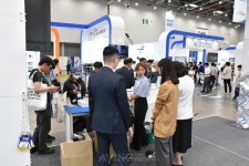 한국전력기술, 2024 대한민국 전기산업엑스포서 해양부유식 SMR 반디 알려... 온실가스 배출 없는 작은 원자로!