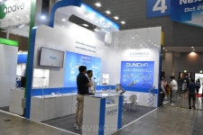 (주)둔차오토모티브 | 둔차오토모티브, H2 MEET 2024서 '마운트 하우징' 선보여... "전기차의 배터리 커버에 부착!"
