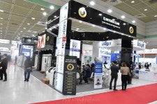 인터오션, KIMES 2025서 트리니티 프라임 공개... 컨트롤콘솔과 챔버의 일체형 구조로 공간 효율성 향상