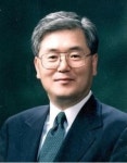 문 대통령, 靑 국가안보실장에 정의용 씨 임명...경제·외교안보라인 선임  