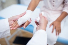 어도비 리더의 제로데이 취약점, 0패치 후 공식 패치 나와