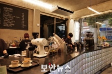 쎈느 카페, 클라우드 기반 네트워크 관리 시스템 ‘Omada Cloud Essential’ 도입