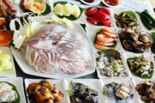 여수맛집추천 끝없는 해산물의 향연과 매운탕의 감동‘송도횟집’