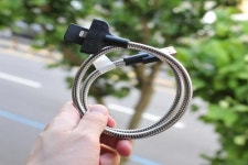 아이폰 케이블/독/스탠드를 하나로, 퓨즈치킨 ‘보바인’