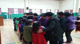 왕곡초등학교, 2학년 할머니 선배들의 신입생 맞이 ‘화제’