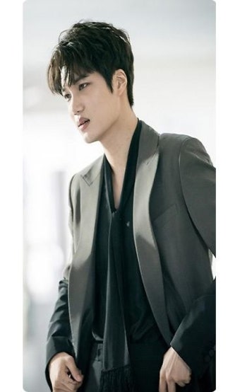 카이 부친상, 어버이날인데...'헤아릴 수 없는 슬픔'
