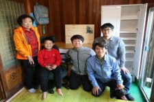 고리원자력본부, 반딧불 가구 나눔 봉사활동