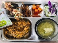 익산고에서 해성국제컨벤션 고등학교까지…장어·랍스타 우스운 성찬