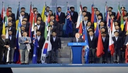 평화의 빛과 물결 넘실...광주세계수영대회 개회식