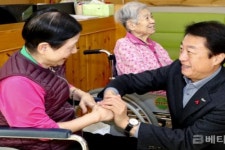[포토] 합천군, 설맞이 복지시설 등 어려운 계층 위문