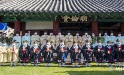 진주향교, 공기 2571주년 맞아  추기 석전 봉행