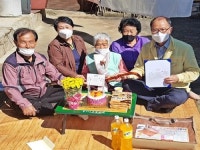 [함양군 브리핑] 함양 안의면, 숙림마을 101세 어르신께 장수지팡이 전달 등